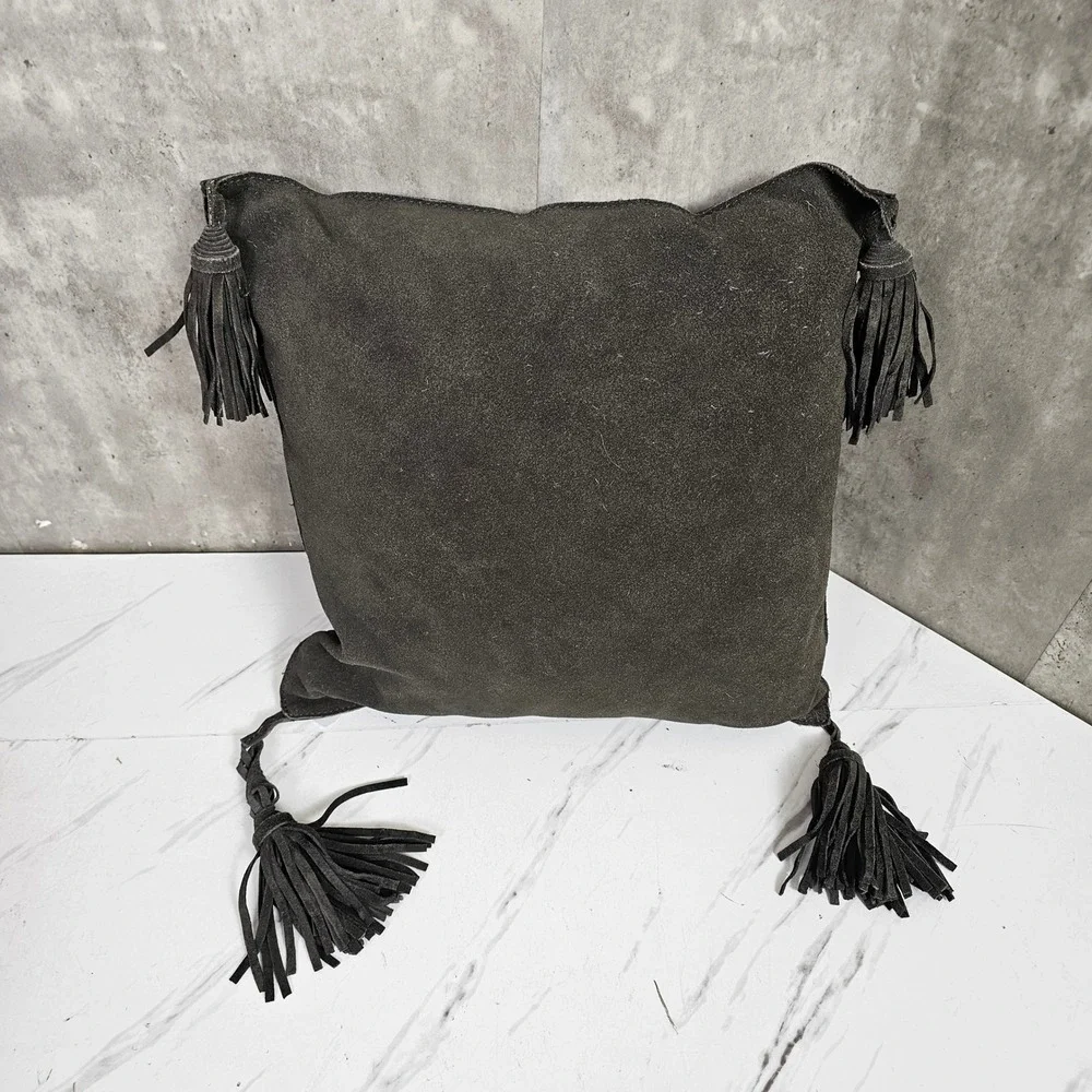 West Elm‎ 16x16